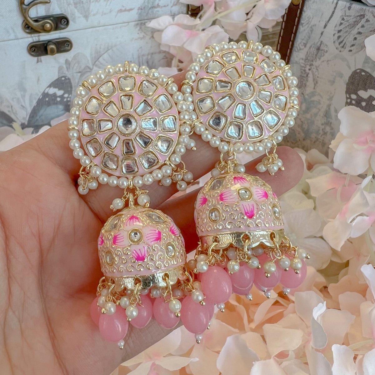 Earrings For Pink Lehenga 2024 | favors.com